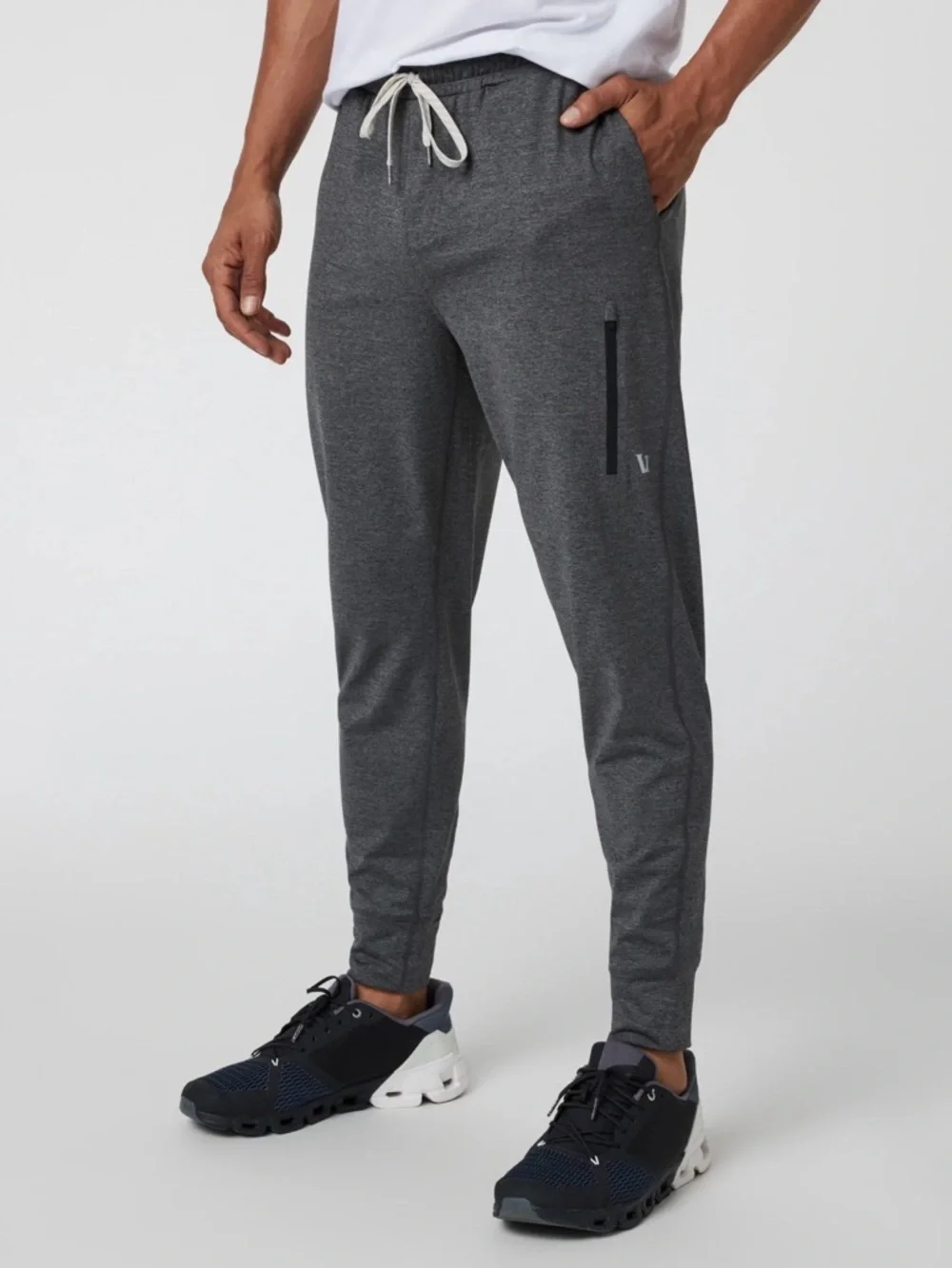 Vuori Charcoal Grey Performance Joggers Men's XS